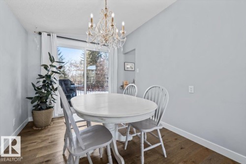 11427 35 Avenue, Edmonton, AB - Indoor Photo Showing Dining Room