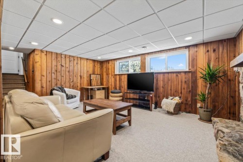 11427 35 Avenue, Edmonton, AB - Indoor