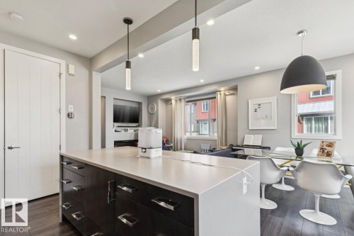 45 16903 68 Street, Edmonton, AB - Indoor Photo Showing Kitchen With Upgraded Kitchen