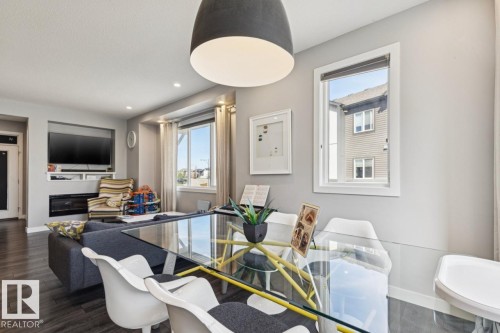 45 16903 68 Street, Edmonton, AB - Indoor Photo Showing Dining Room
