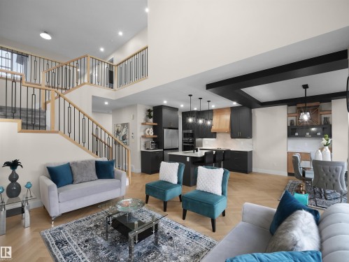 7214 Kiviaq Link, Edmonton, AB - Indoor Photo Showing Living Room