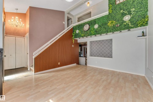 645 Millbourne Road E, Edmonton, AB - Indoor Photo Showing Other Room