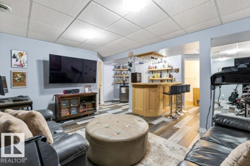109 Erin Ridge Drive, St. Albert, AB - Indoor Photo Showing Gym Room