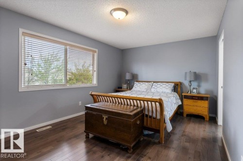 109 Erin Ridge Drive, St. Albert, AB - Indoor Photo Showing Bedroom