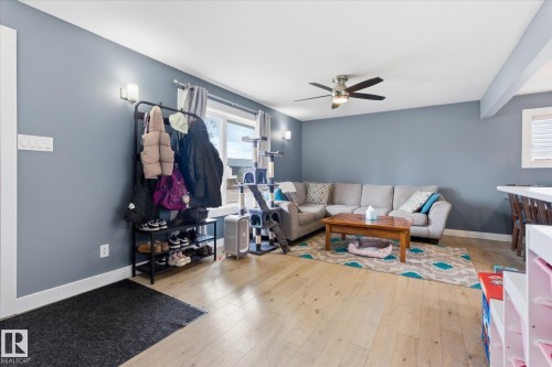 10945 164 Street, Edmonton, AB - Indoor