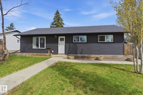 10945 164 Street, Edmonton, AB - Outdoor
