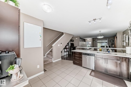 53 4850 Terwillegar Common, Edmonton, AB - Indoor Photo Showing Kitchen