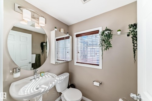 53 4850 Terwillegar Common, Edmonton, AB - Indoor Photo Showing Bathroom