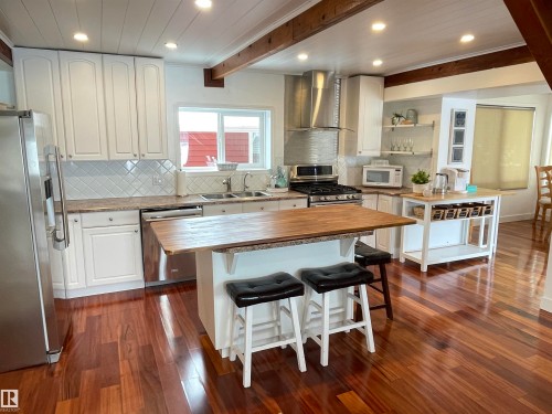 #8 Beaver Crescent, Rural Westlock County, AB - Indoor