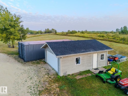 22250 Twp Road 512, Rural Strathcona County, AB - Outdoor