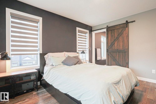 661 Lewis Greens Drive, Edmonton, AB - Indoor Photo Showing Bedroom