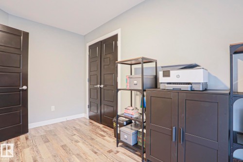 661 Lewis Greens Drive, Edmonton, AB - Indoor Photo Showing Other Room