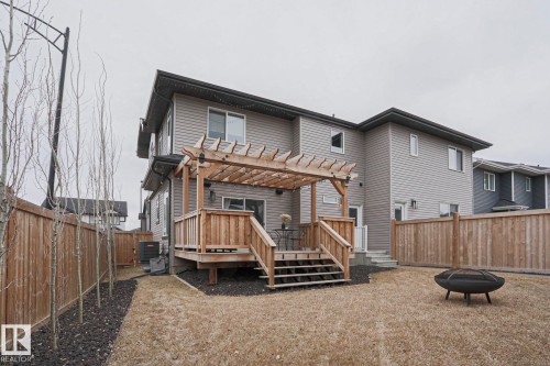 661 Lewis Greens Drive, Edmonton, AB - Outdoor