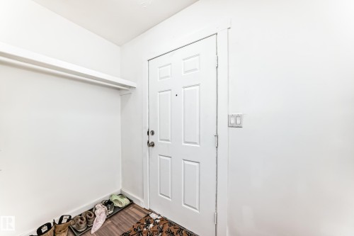 13904 135 Avenue, Edmonton, AB - Indoor Photo Showing Other Room