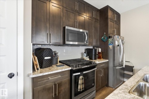 34 Brickyard Drive, Stony Plain, AB - Indoor Photo Showing Kitchen