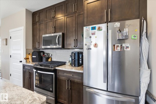 34 Brickyard Drive, Stony Plain, AB - Indoor Photo Showing Kitchen