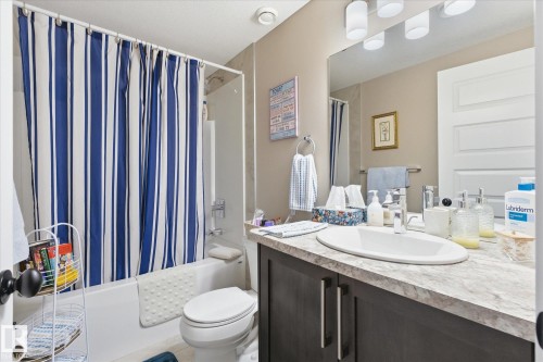 34 Brickyard Drive, Stony Plain, AB - Indoor Photo Showing Bathroom