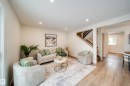 125 Woodborough Way, Edmonton, AB  - Indoor Photo Showing Living Room 