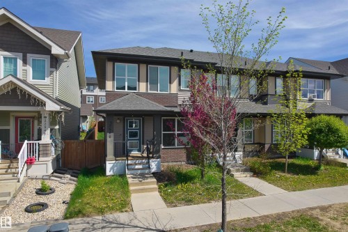 22546 96 Avenue, Edmonton, AB - Outdoor With Facade