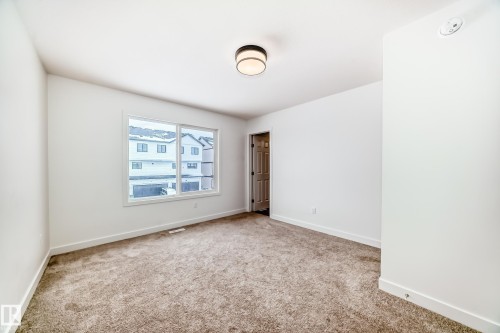 4611 177Ave, Edmonton, AB - Indoor Photo Showing Other Room