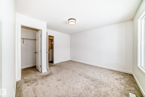 4611 177Ave, Edmonton, AB - Indoor Photo Showing Other Room
