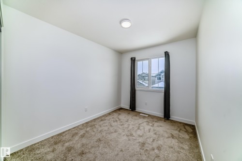 4611 177Ave, Edmonton, AB - Indoor Photo Showing Other Room