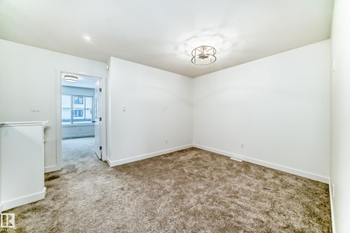4611 177Ave, Edmonton, AB - Indoor Photo Showing Other Room