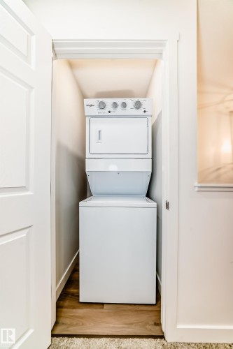 4611 177Ave, Edmonton, AB - Indoor Photo Showing Laundry Room