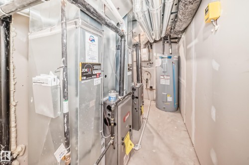 4611 177Ave, Edmonton, AB - Indoor Photo Showing Basement