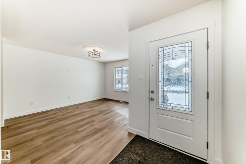 4611 177Ave, Edmonton, AB - Indoor Photo Showing Other Room