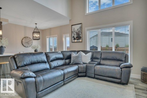 777 Berg Loop, Leduc, AB - Indoor Photo Showing Living Room