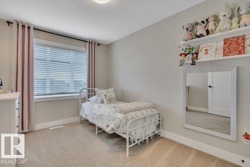 777 Berg Loop, Leduc, AB - Indoor Photo Showing Bedroom