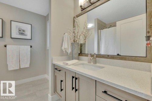 777 Berg Loop, Leduc, AB - Indoor Photo Showing Bathroom