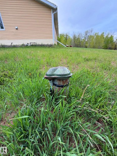Image quality insufficient for description - 60016 Rr 41, Rural Barrhead County, AB - 