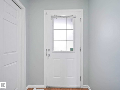 6424 1A Avenue, Edmonton, AB - Indoor Photo Showing Other Room