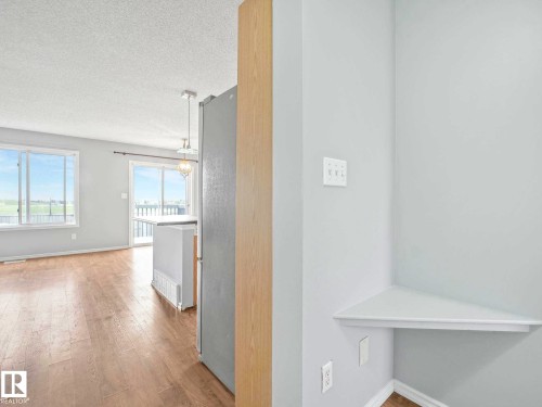 6424 1A Avenue, Edmonton, AB - Indoor Photo Showing Other Room