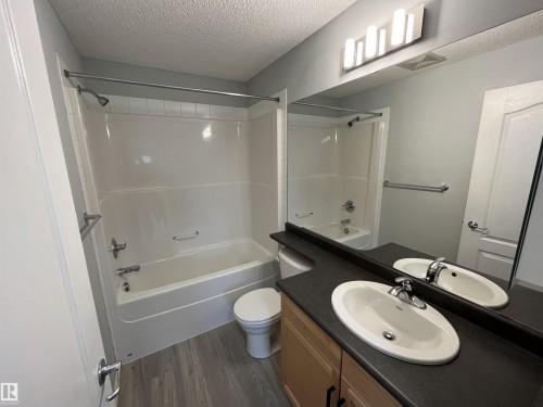 411 5951 165 Avenue, Edmonton, AB - Indoor Photo Showing Bathroom