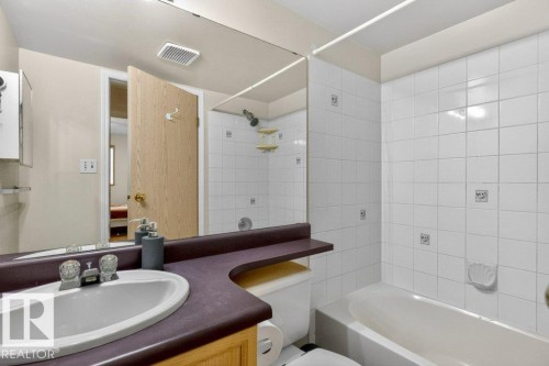 111 11218 80 Street, Edmonton, AB - Indoor Photo Showing Bathroom