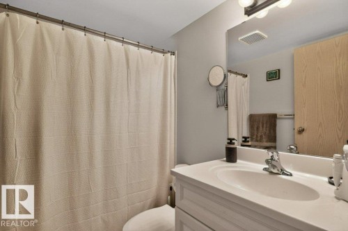 111 11218 80 Street, Edmonton, AB - Indoor Photo Showing Bathroom