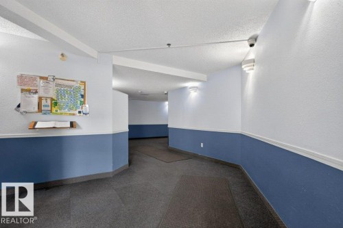 111 11218 80 Street, Edmonton, AB - Indoor Photo Showing Other Room