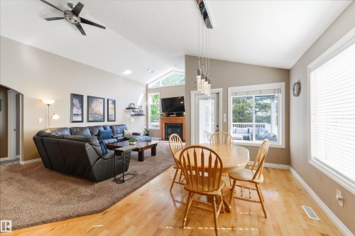 68 Linksview Bay, Spruce Grove, AB - Indoor