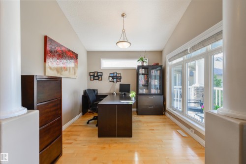 68 Linksview Bay, Spruce Grove, AB - Indoor Photo Showing Office