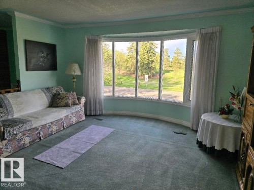 10908 30 Street, Edmonton, AB - Indoor