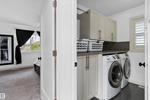 6904 Cardinal Wynd, Edmonton, AB - Indoor Photo Showing Laundry Room