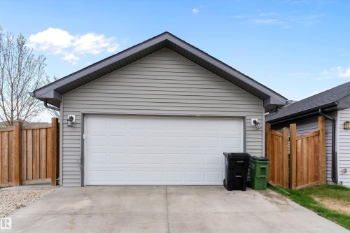 6904 Cardinal Wynd, Edmonton, AB - Outdoor With Exterior