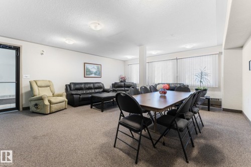 Edmonton, AB - Indoor