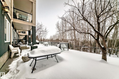 320 592 Hooke Road, Edmonton, AB - Outdoor