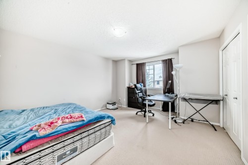 34 12104 16 Avenue Sw, Edmonton, AB - Indoor Photo Showing Bedroom