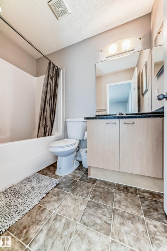 34 12104 16 Avenue Sw, Edmonton, AB - Indoor Photo Showing Bathroom
