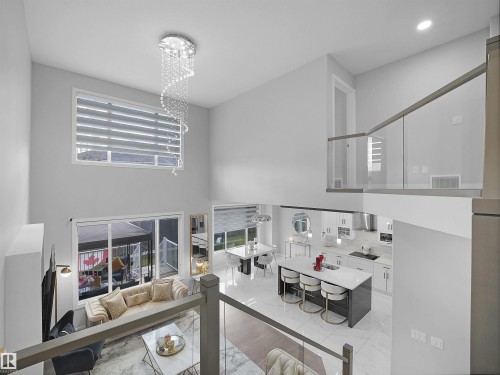 1427 150 Avenue, Edmonton, AB - Indoor Photo Showing Other Room